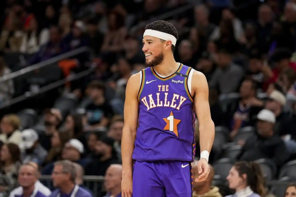 融金牛 NBA-阿伦1.2秒6分 布克47+6+11 太阳加时胜爵士